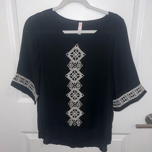Xhilaration Black Blouse with White Geometric Accents